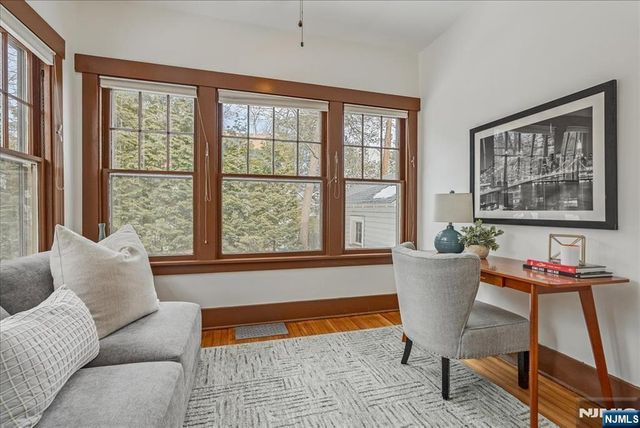 15 Garfield Place, Montclair, NJ 07043