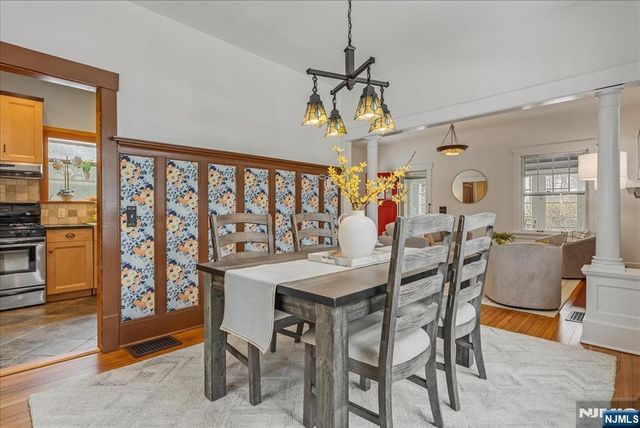 15 Garfield Place, Montclair, NJ 07043