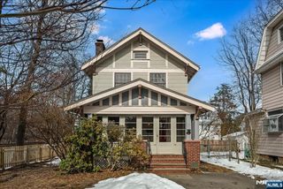 15 Garfield Place, Montclair, NJ 07043
