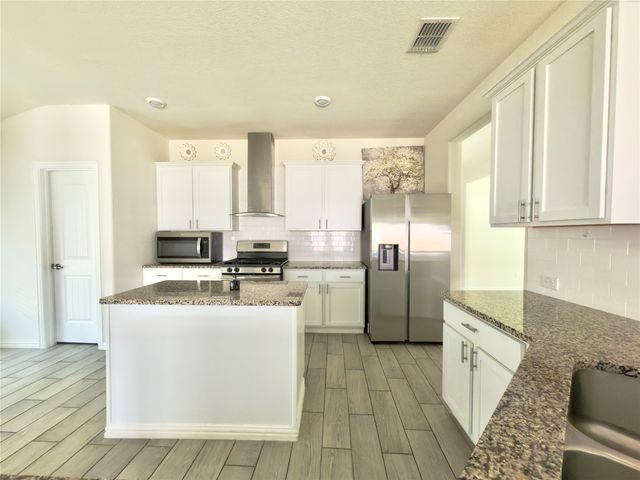 9106 Fieldview Court, Arlington, TX 76002