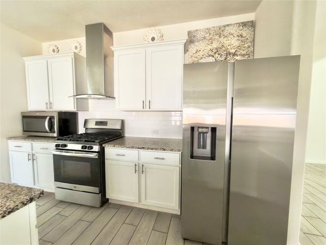 9106 Fieldview Court, Arlington, TX 76002