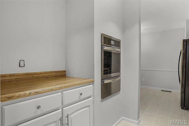 10381 Oxford Hill Drive 6, St Louis, MO 63146