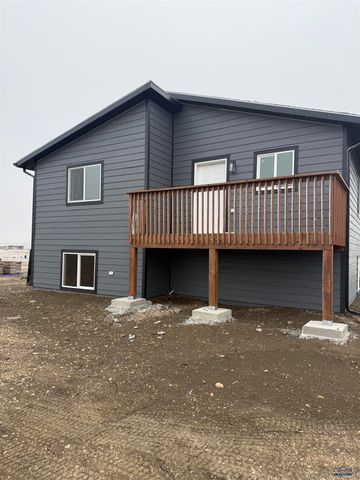 892 VICKSBURG ST, Box Elder, SD 57719