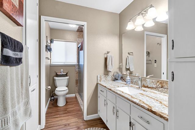 11388 S Chateau Fresno Avenue, Caruthers, CA 93609