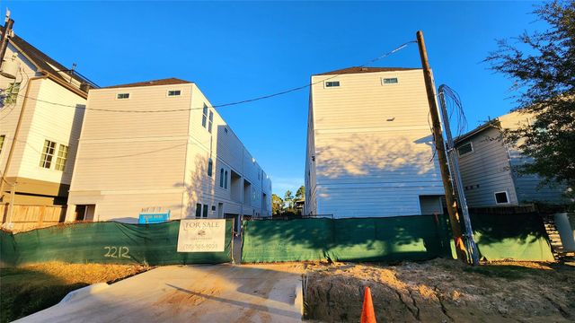 2233 Lou Ellen Lane, Houston, TX 77018