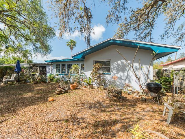 471 SIERRA CIRCLE E, Largo, FL 33770