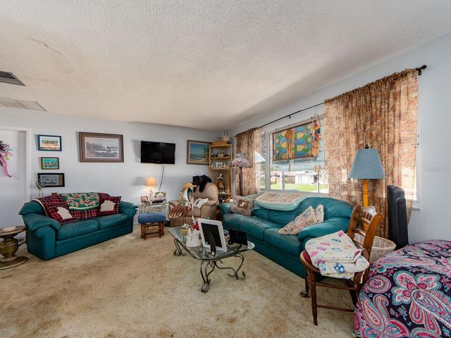 471 SIERRA CIRCLE E, Largo, FL 33770