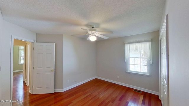 311 Lakemere Drive, New Bern, NC 28562