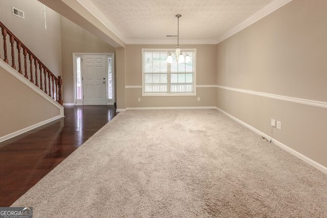 529 Plantation Creek Drive, Loganville, GA 30052