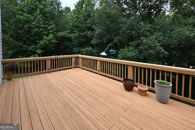 529 Plantation Creek Drive, Loganville, GA 30052