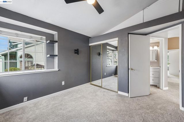 109 Crownpointe Dr, Vallejo, CA 94591