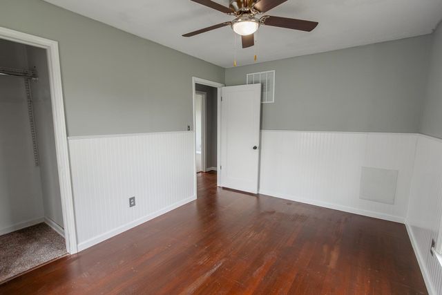 517 E Cloud St, Salina, KS 67401