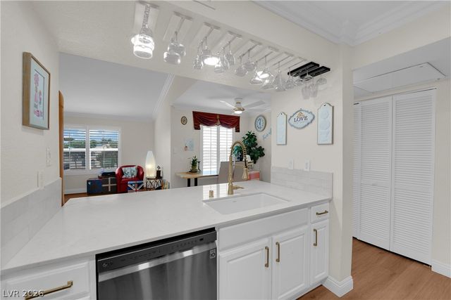 8101 West Flamingo Road 2121, Las Vegas, NV 89147