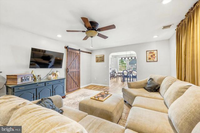1632 REED RD, Pennington, NJ 08534