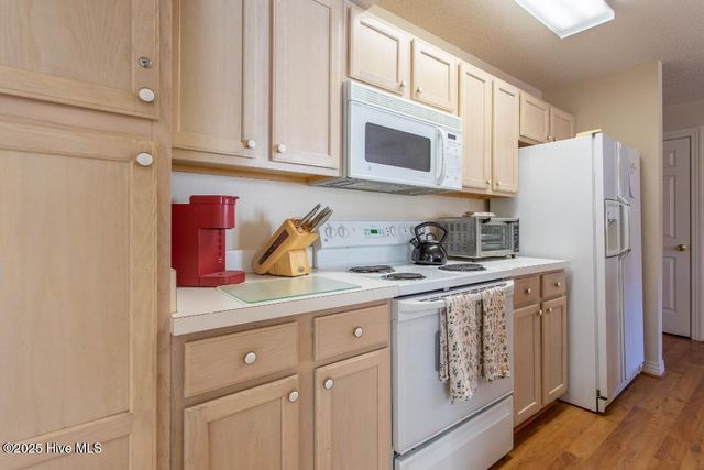 422 Albemarle Boulevard Apt 12c, Hertford, NC 27944