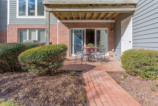422 Albemarle Boulevard Apt 12c, Hertford, NC 27944