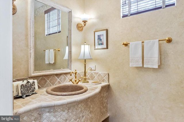 1674 N JAMES MADISON HWY, Locust Dale, VA 22948