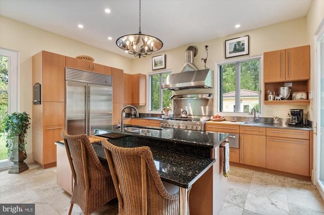 1674 N JAMES MADISON HWY, Locust Dale, VA 22948