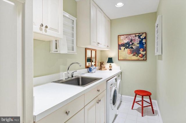 1674 N JAMES MADISON HWY, Locust Dale, VA 22948