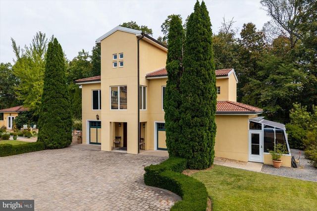 1674 N JAMES MADISON HWY, Locust Dale, VA 22948