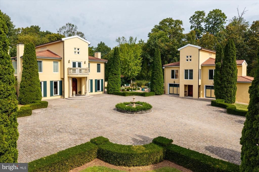 1674 N JAMES MADISON HWY, Locust Dale, VA 22948