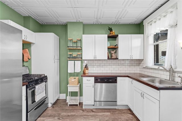 1217 Peermont Ave, Dormont, PA 15216