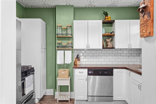 1217 Peermont Ave, Dormont, PA 15216