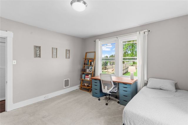1217 Peermont Ave, Dormont, PA 15216