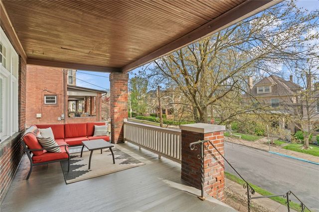 1217 Peermont Ave, Dormont, PA 15216