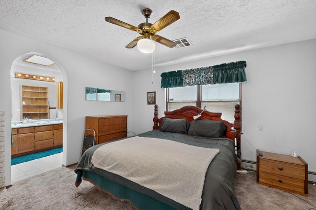 1328 Rio Grande Boulevard SW, Los Lunas, NM 87031