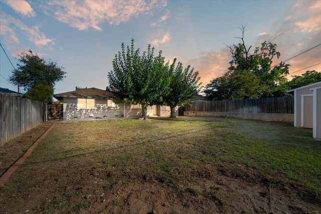 304 Marian Way, Roseville, CA 95678