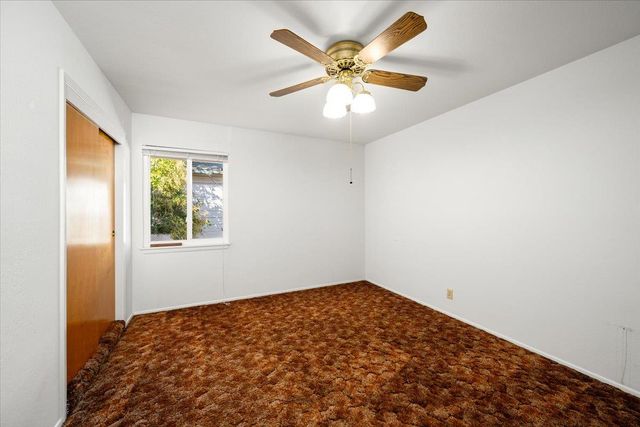 304 Marian Way, Roseville, CA 95678