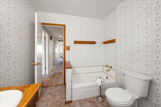 304 Marian Way, Roseville, CA 95678