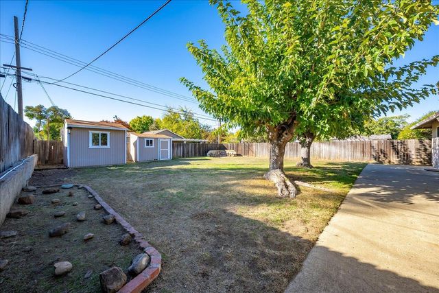 304 Marian Way, Roseville, CA 95678