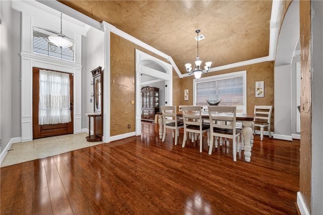 4005 SW Staverton Drive, Bentonville, AR 72713