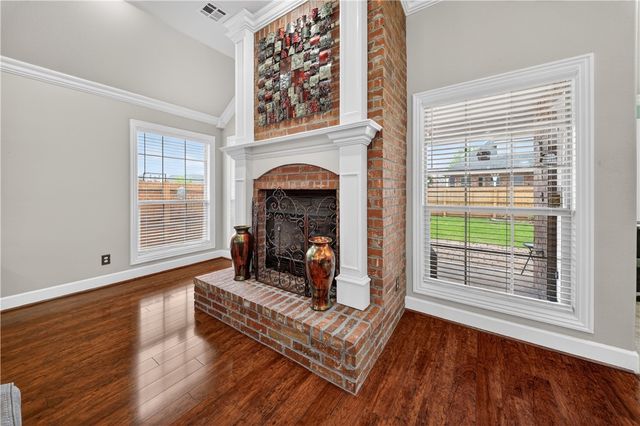 4005 SW Staverton Drive, Bentonville, AR 72713