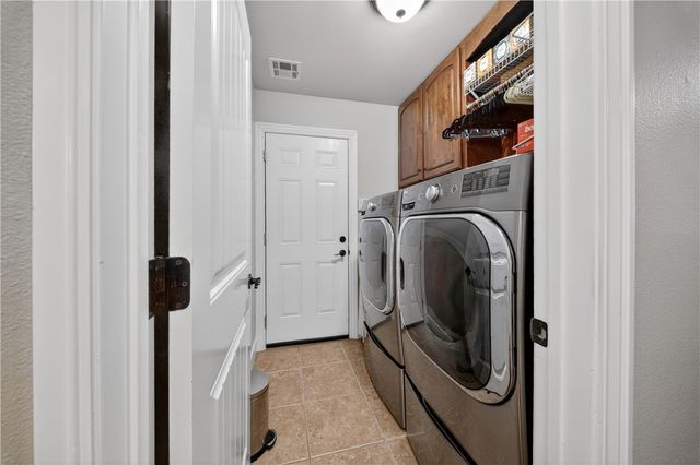4005 SW Staverton Drive, Bentonville, AR 72713