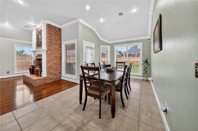 4005 SW Staverton Drive, Bentonville, AR 72713