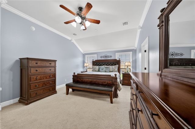 4005 SW Staverton Drive, Bentonville, AR 72713