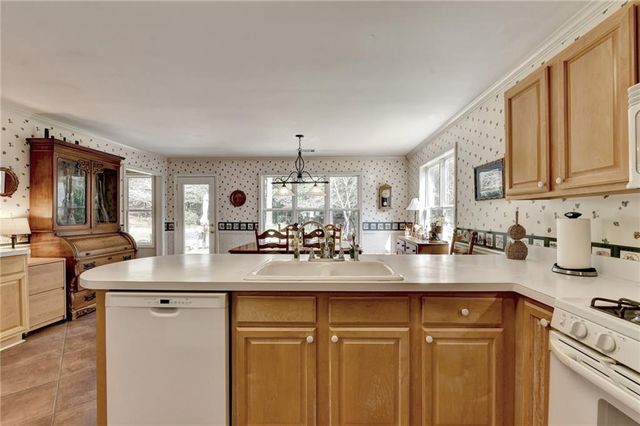 7135 Hunters Trace Drive, Cumming, GA 30028