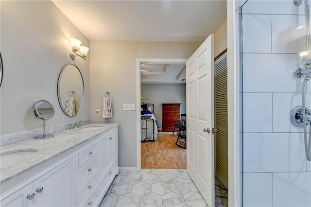 7135 Hunters Trace Drive, Cumming, GA 30028