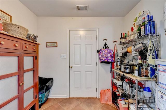 7135 Hunters Trace Drive, Cumming, GA 30028