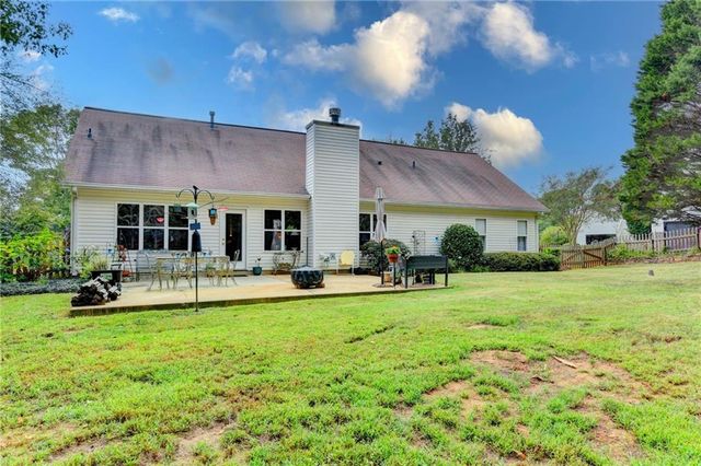 7135 Hunters Trace Drive, Cumming, GA 30028