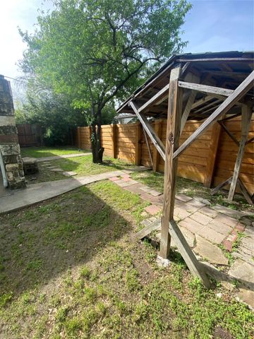 1715 Wilbur Street, Dallas, TX 75224
