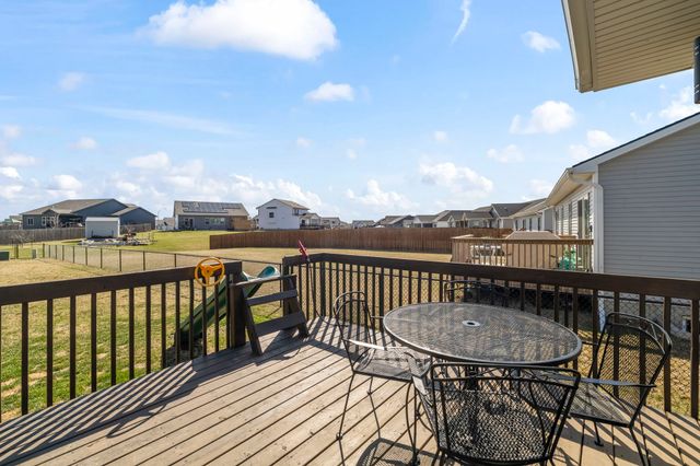 111 Landon Drive NW, Bondurant, IA 50035