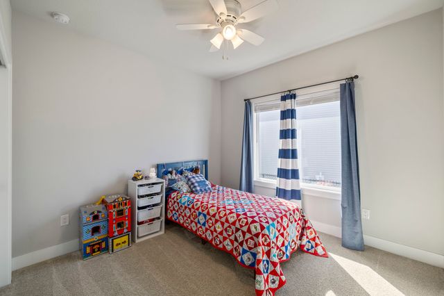 111 Landon Drive NW, Bondurant, IA 50035