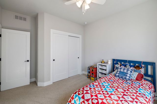 111 Landon Drive NW, Bondurant, IA 50035