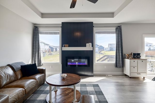 111 Landon Drive NW, Bondurant, IA 50035