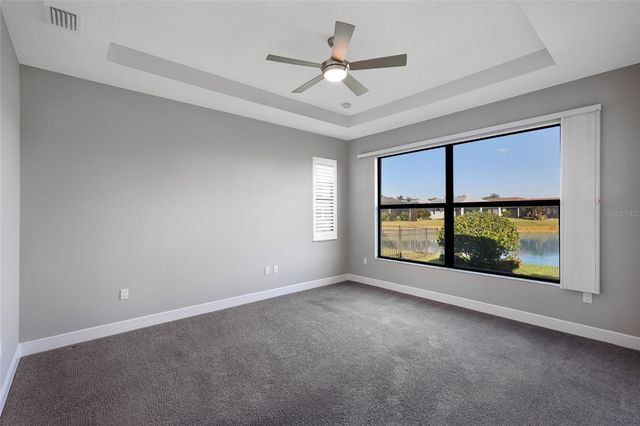 5197 BARNETT CIRCLE, Lakewood Ranch, FL 34211