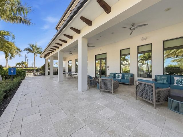 5197 BARNETT CIRCLE, Lakewood Ranch, FL 34211